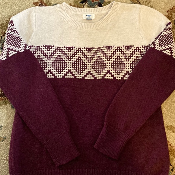 Old Navy Sweaters - OLD NAVY SWEATER - Wine/Cream Long Sleeve Crew Neck Size Large